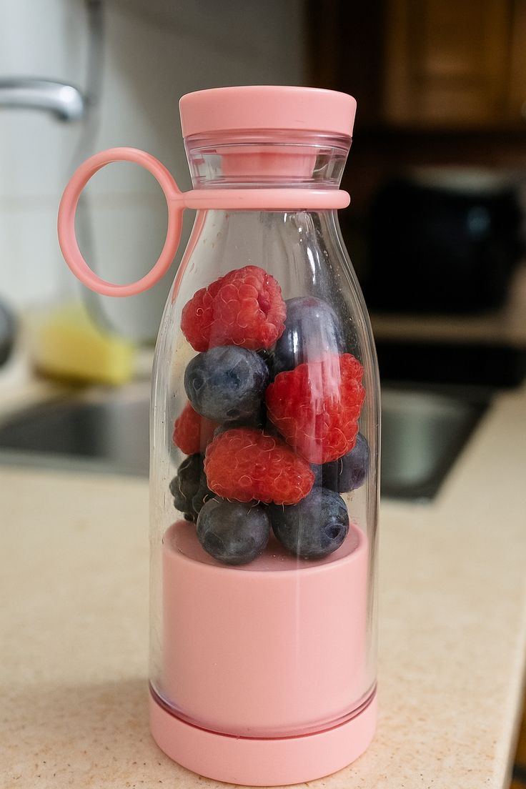 Portable 420ml Juicer Blender with 6 Stainless Steel Blades
